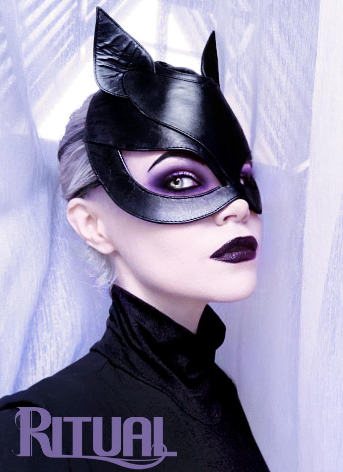 Lyran Privacy Cat Mask